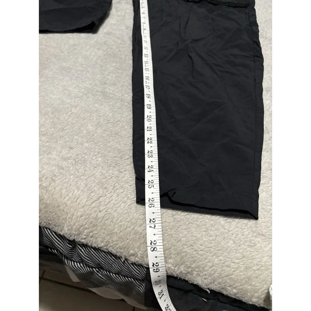 Nike Women's Medium Sportswear Essential Woven High Rise Pants Black DQ6809-010